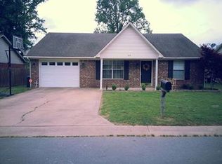 105 Lelia Ln, Searcy, AR 72143