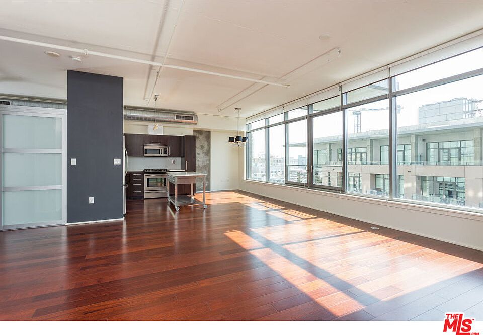 1st image of 1100 S Hope St APT 1309