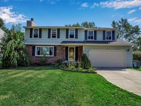 223 Colonial Dr, Grand Island, NY 14072