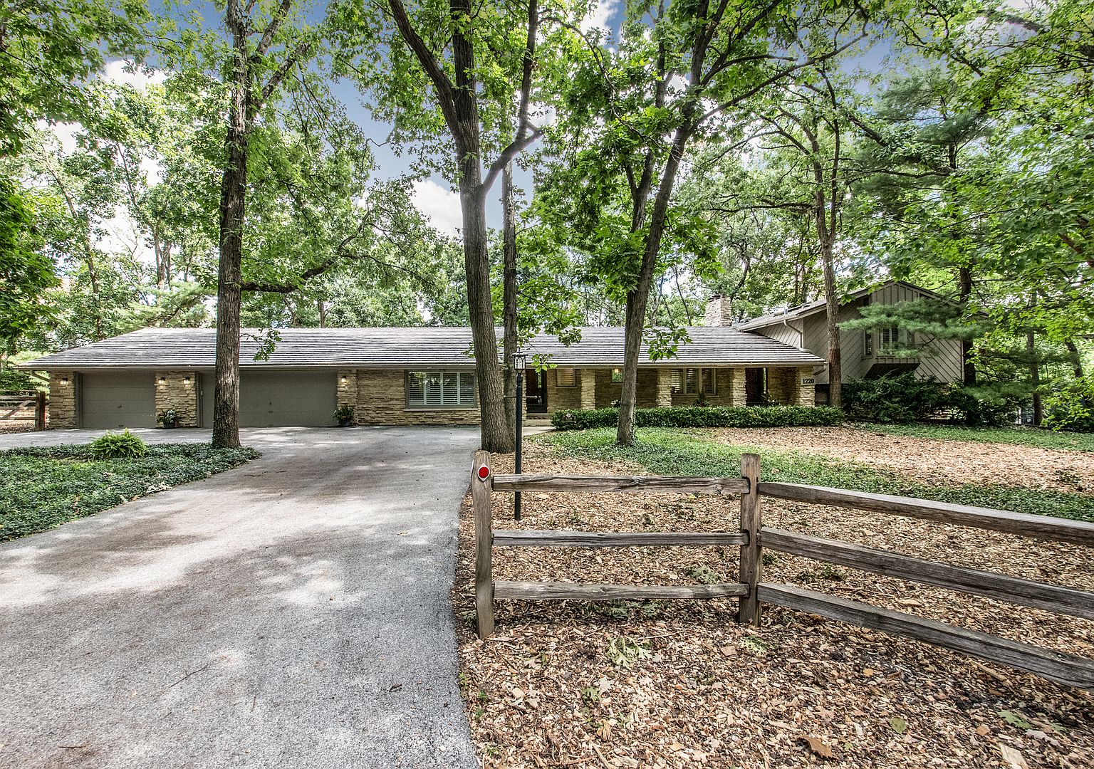 1220 Oak Hill Rd, Downers Grove, IL 60515 Zillow
