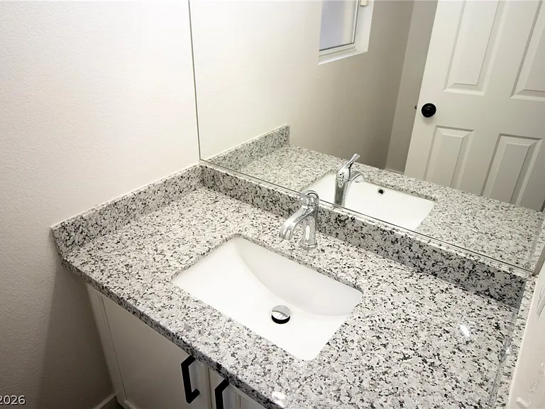 1468 Reef Ridge Ct — Photo 12
