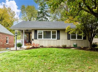 856 Queen Anne Pl, Saint Louis, MO