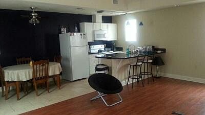 5th image of 1522 Athis St