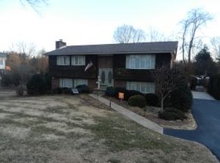 111 Arlington Cir, Kingsport, TN 37663