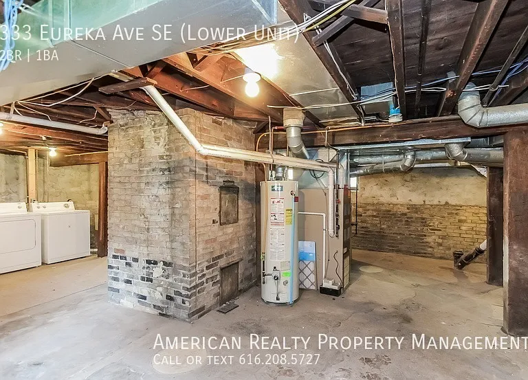 333 Eureka Ave SE — Photo 10