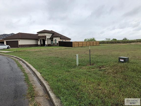 3rd image of 3217 Westgate Cir E