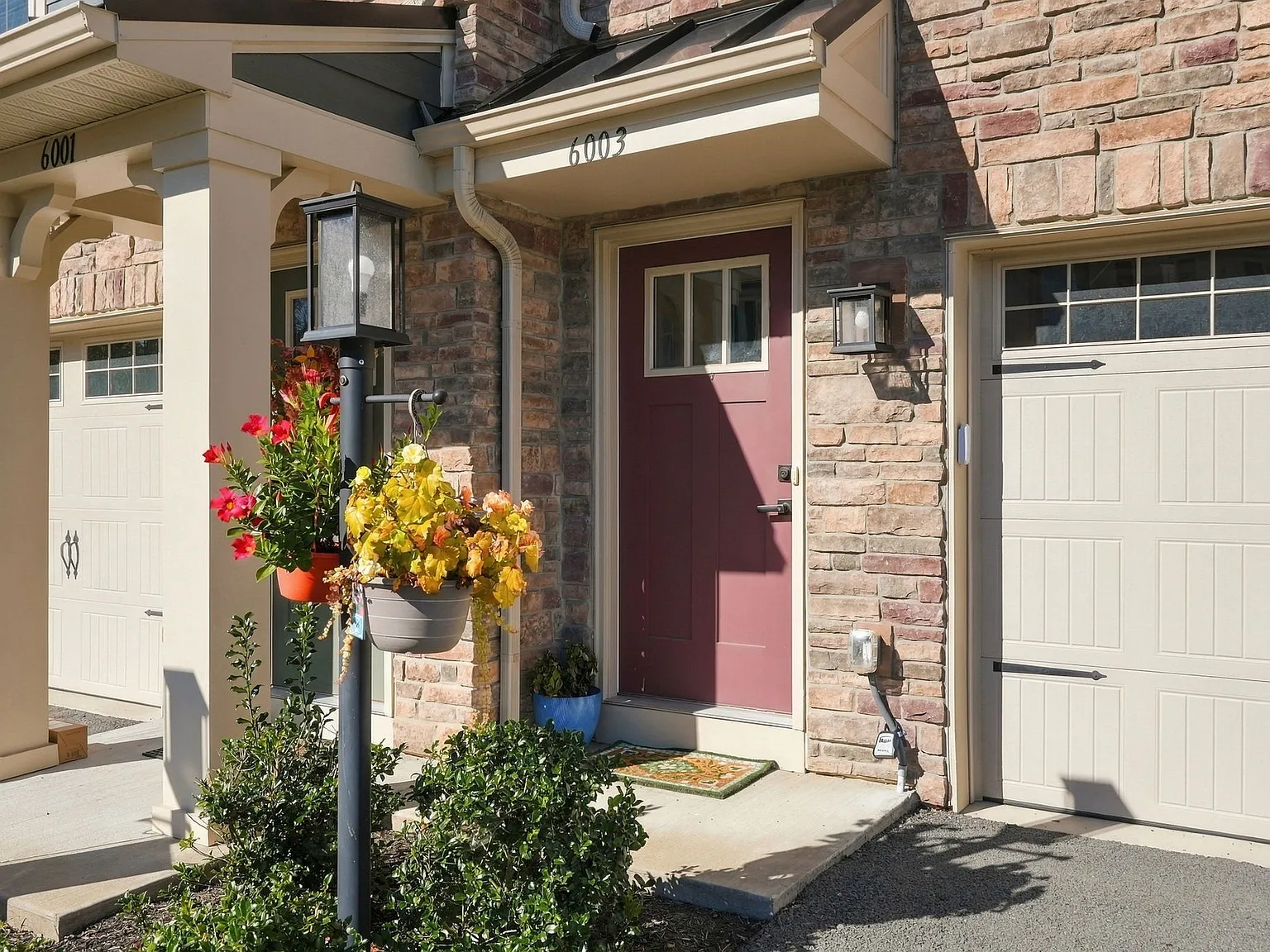3 bed, 2.5 bath, $3,000 — Photo 2