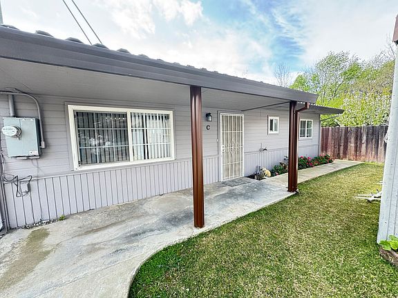 2nd image of 5672 Arboga Rd APT C