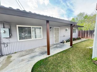 5672 Arboga Rd APT C, Olivehurst, CA 95961