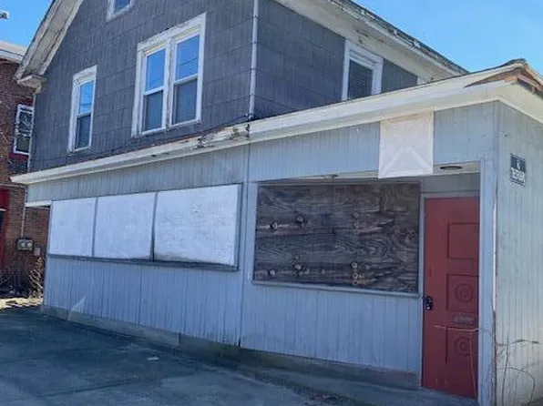 17 Spring St #23, Adams, MA 01220