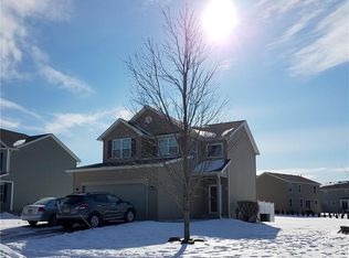 27 Wycombe Pl, Rochester, NY 14612