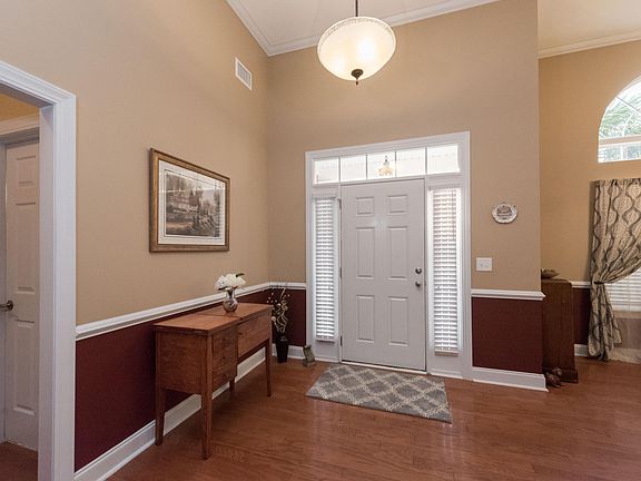 4th image of 106 Stonewall Ct