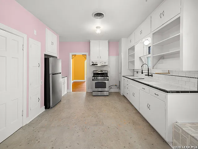1627 Schley Ave — Photo 11