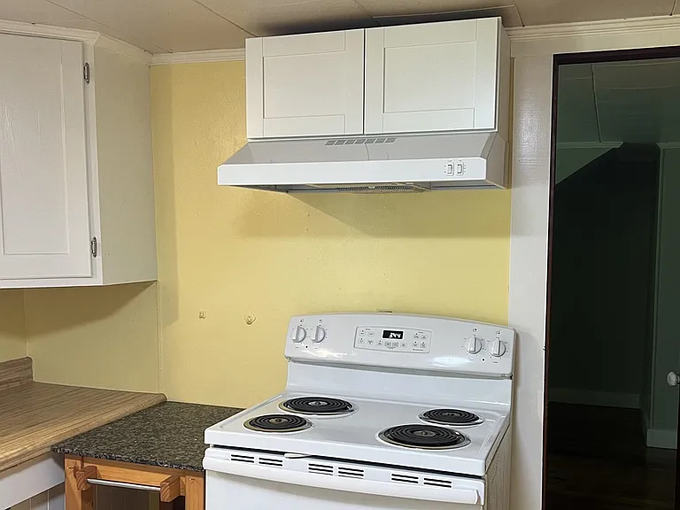 308 Prospect St #A — Photo 11