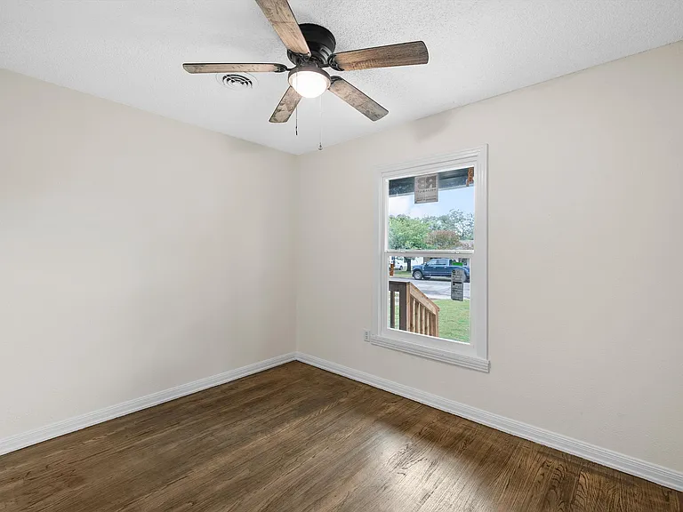 3621 Gorman Ave — Photo 11