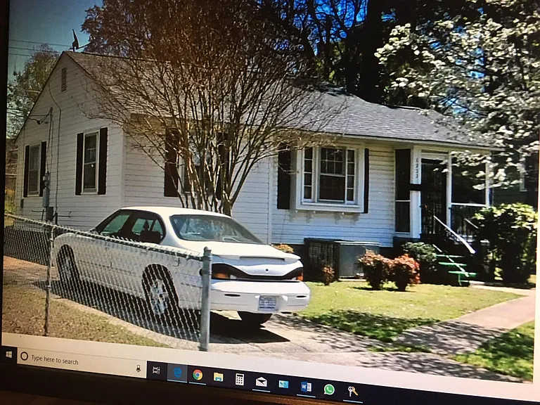 1900 Double Oaks Rd — Photo 2