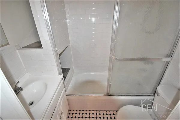Rented by Ideal Properties Group | media 7