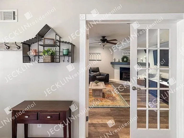8410 Freestone Ave — Photo 9