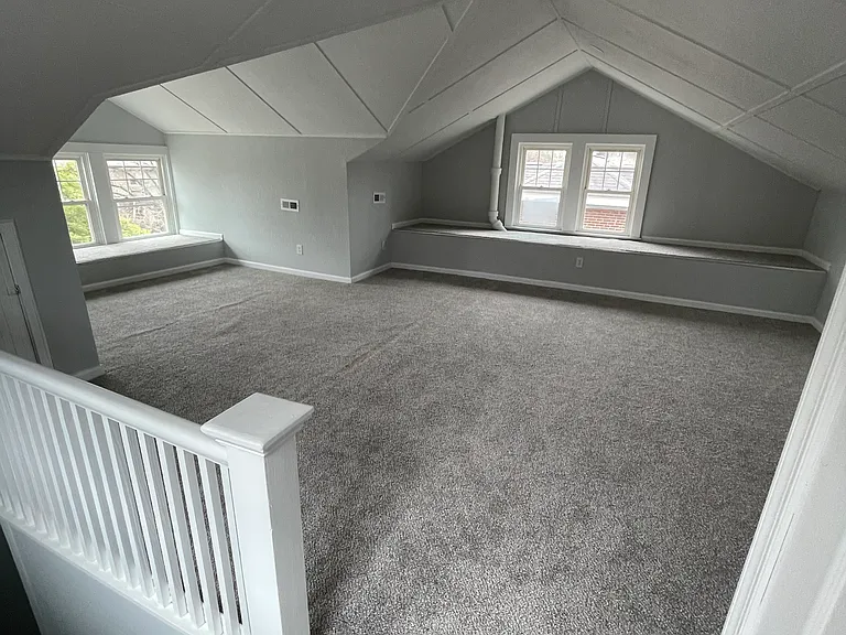 747 Shirley Ave — Photo 2