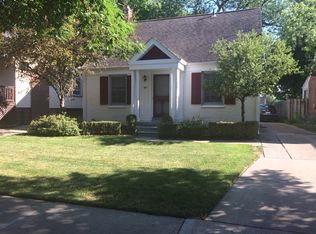 1611 Anita Ave, Grosse Pointe Woods, MI 48236