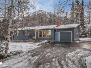 19313 Wildwood Dr, Chugiak, AK 99567