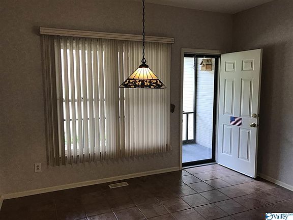 3rd image of 114 Octavia Dr