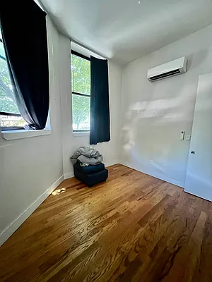 Rented by Hagstrom Management Inc | media 8