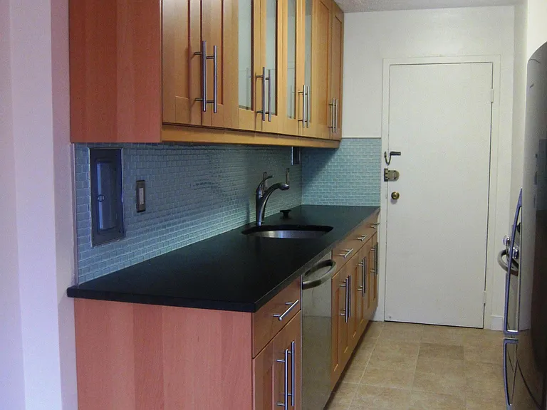922 Foggy Bottom 24th St NW — Photo 5