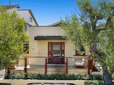424 3rd St, Manhattan Beach, CA, 90266