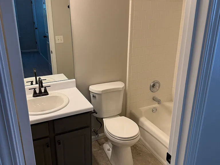1637 Heyford Cir NW — Photo 13