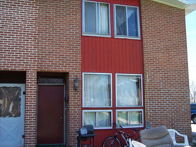 1st image of 1370 Fargo Ave APT H