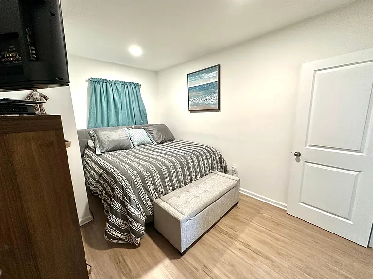 118 Kings Hwy #1 — Photo 20