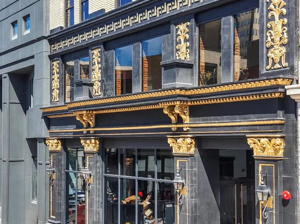 117 E 7th St #802-A, Chattanooga, TN 37402