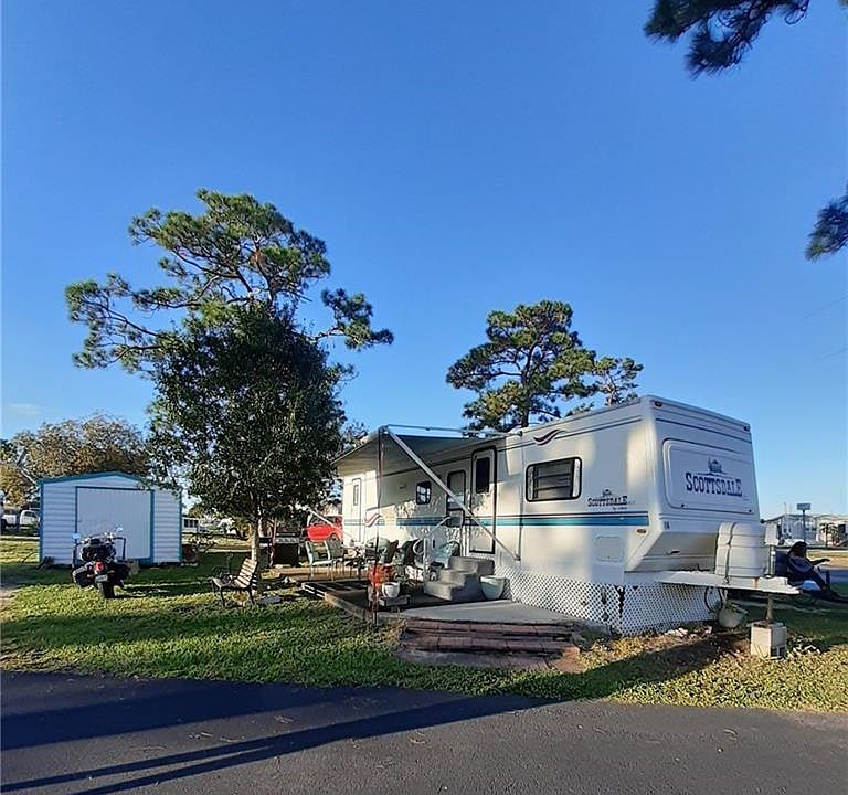 1st image of 12 Fred St #165