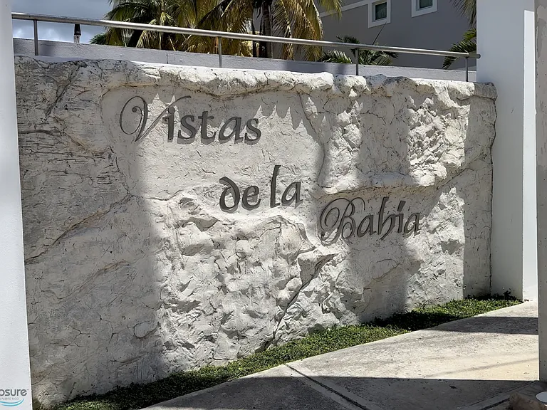 Building B Condominio Vistas De La Bahia #Apt. B-401 — Photo 2