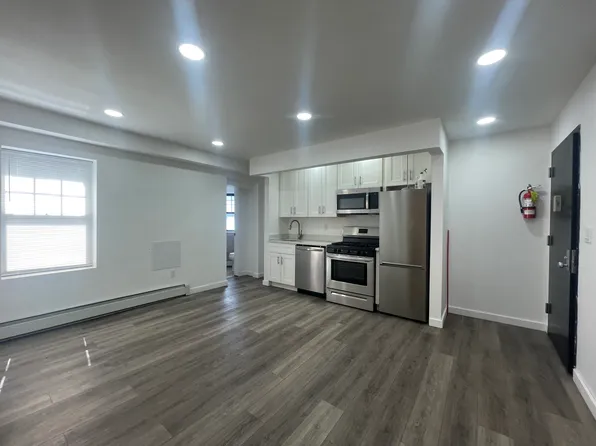 143 Burhans Ave Floor 1, Yonkers, NY 10701