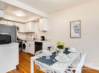 303 N Oakland Ave #9, Pasadena, CA 91101
