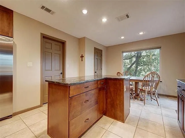 Breakfast Area 2