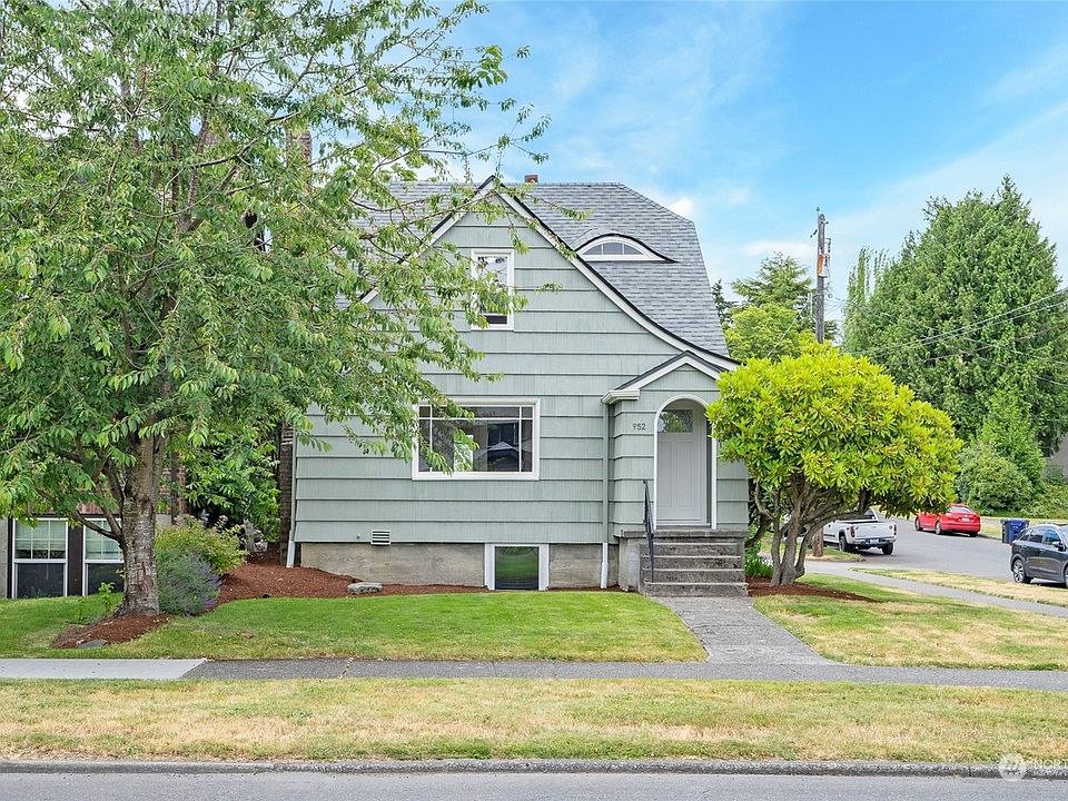 1st image of 952 N Alder Street