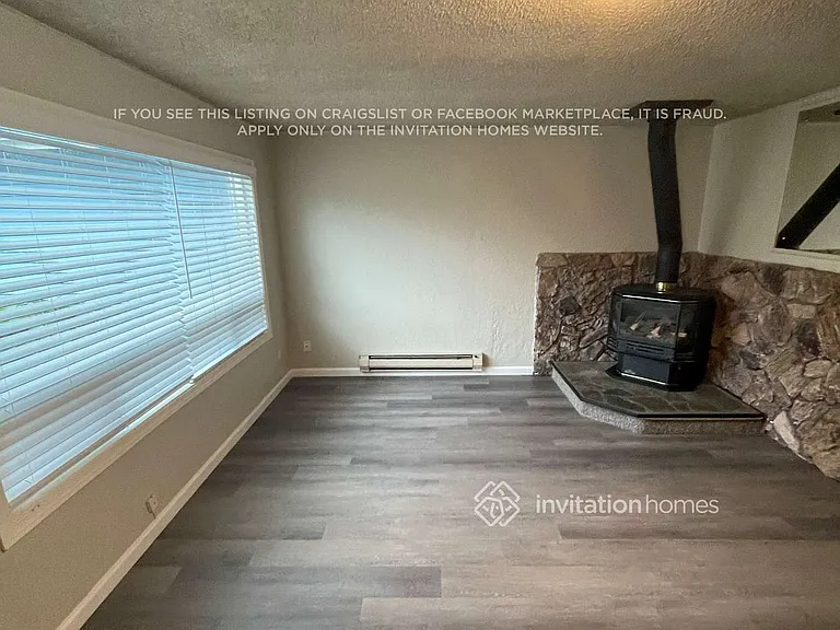1425 63rd St SE — Photo 4