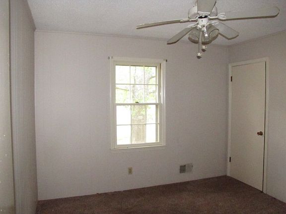 5th image of 144 Millwood Ln