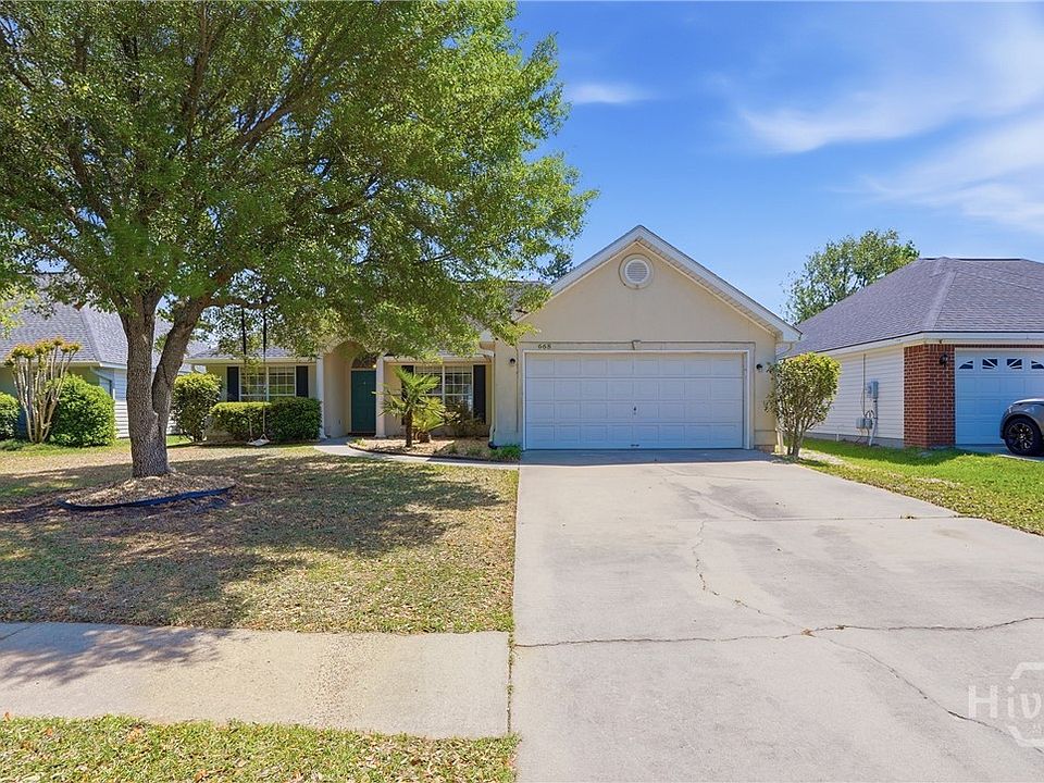 1st image of 668 Laurel Hill Cir
