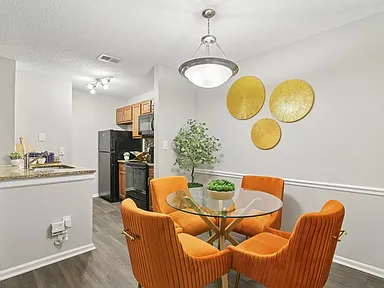 Wood Pointe Apartments