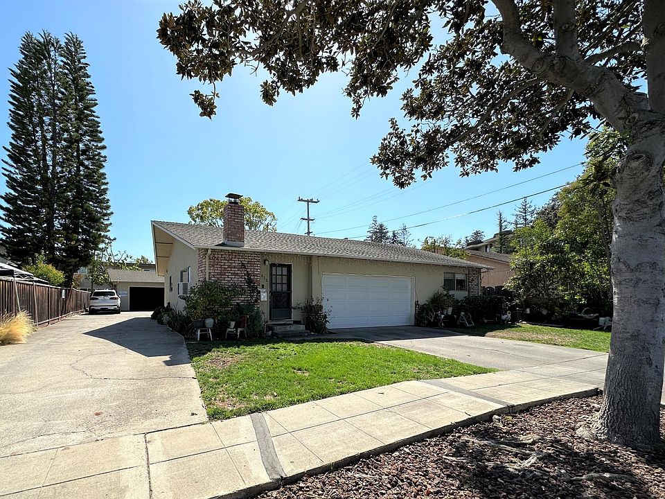 1st image of 672 Iris Ave #2
