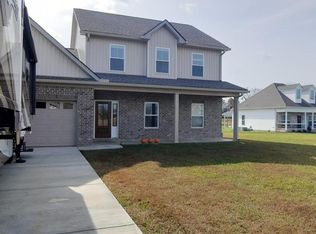 1329 Summer Station Dr, Chapel Hill, TN 37034