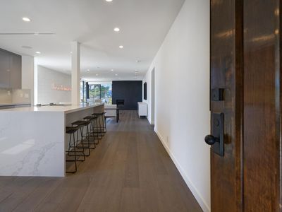 1033 Carol Dr, West Hollywood, CA, 90069