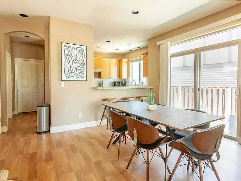 NW Joss Ave — Photo 9