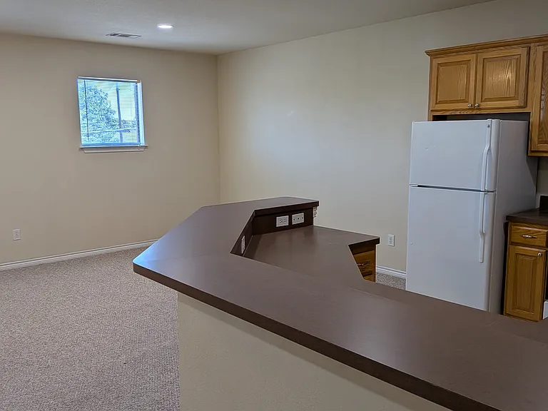 102 N Dallas St #202 — Photo 9