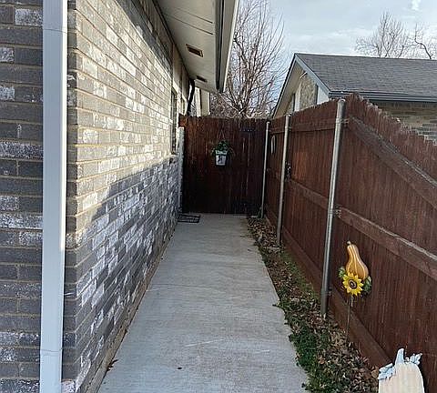 3rd image of 510 Annawood Dr