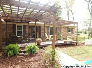 115 Hickory Ln, Decatur, AL 35603